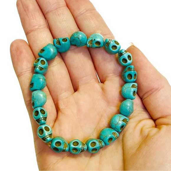 Skull Bead Bracelets Rainbow Teal Blue Stretchy Skeleton Goth Scary Halloween - Picture 12 of 14